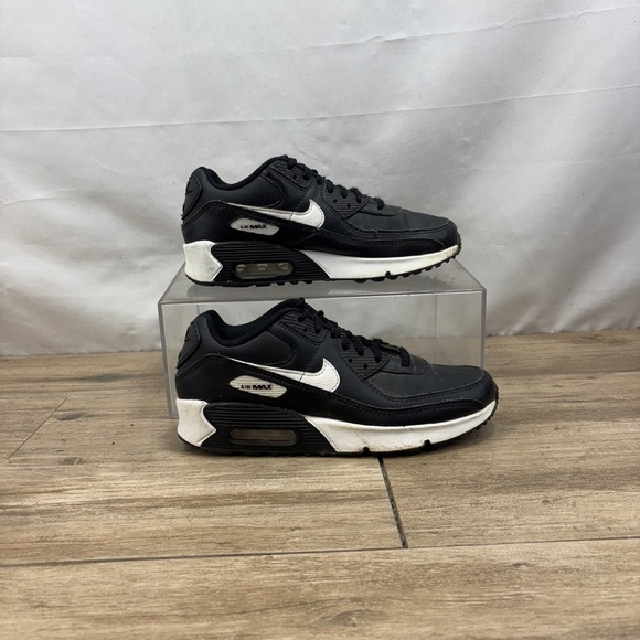 Nike‎ Shoes Youth 6 Air Max 90 LTR Sneakers Black Leather Round Toe CD6864-010 - Picture 3 of 9
